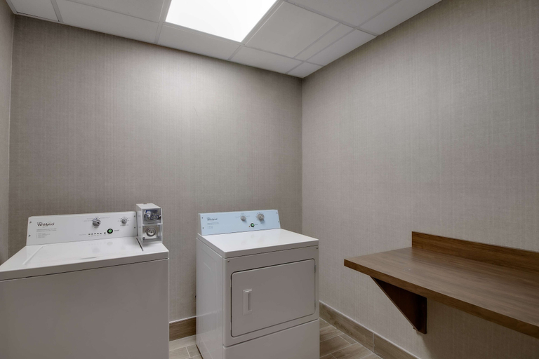 Bathroom 4, Hampton Inn Birmingham-Colonnade 280, Jefferson