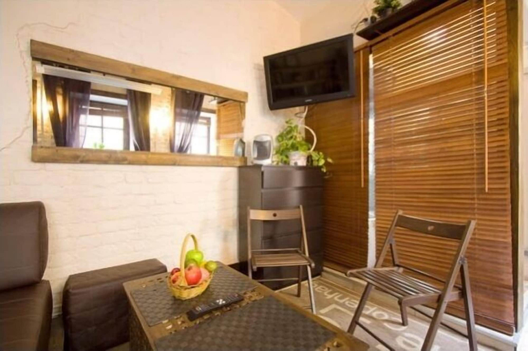 Others 4, Apartment on Kovenskiy, Sankt-Peterburg gorsovet