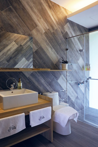 Bathroom 4, Block House, Nantou