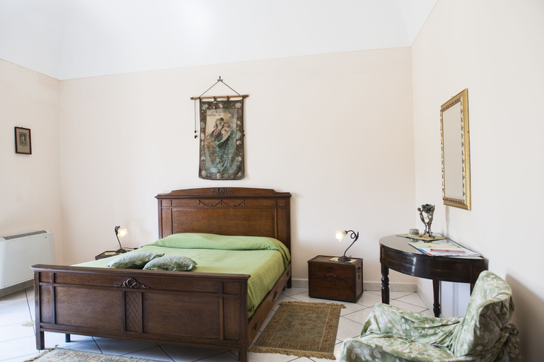 Bedroom 5, Case D'Anna, Trapani