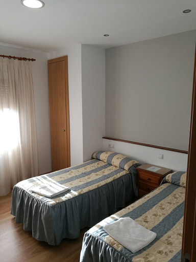 Bedroom 4, Hostal Mirobriga, Salamanca