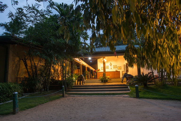 Exterior & Views 2, Oruthota Chalets, Medadumbara