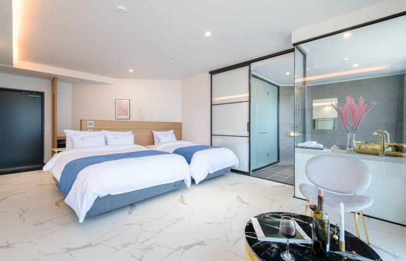 Bedroom 2, Merbleue, Jeju