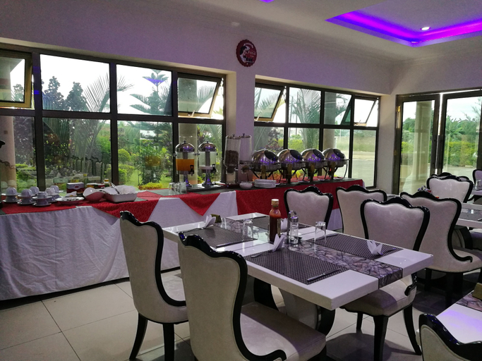 Food & Drinks 5, Golden Zambezi Lodge, Lusaka
