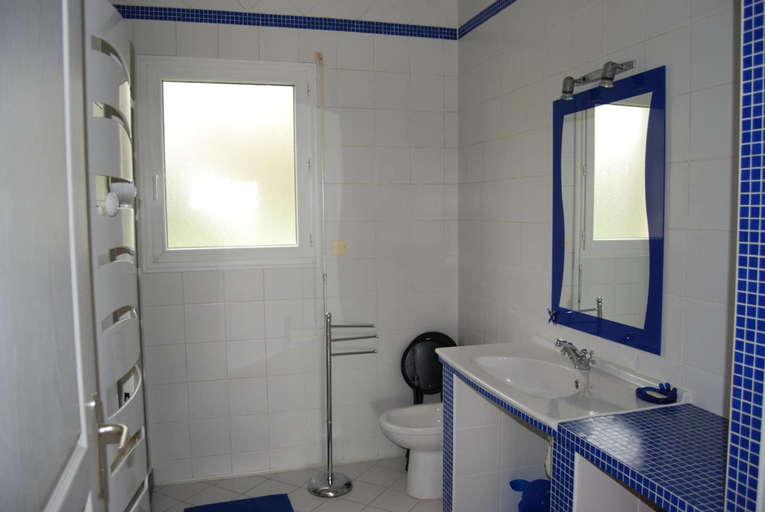 Bathroom 3, Gite Au Bouzigues, Gers
