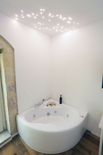 Bathroom 4, Reusuite Authentic Sicilian Hospitality, Ragusa