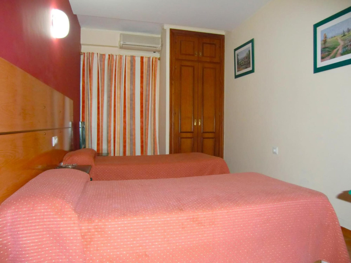 Bedroom 3, Hostal Villa, Cádiz
