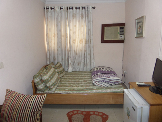 Others 4, House No 12B, Kosofe