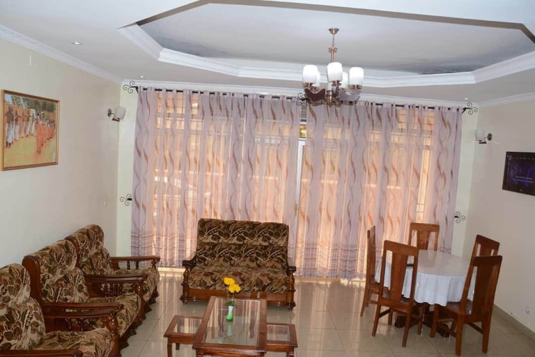 Others 5, La Floraison, Nyarugenge
