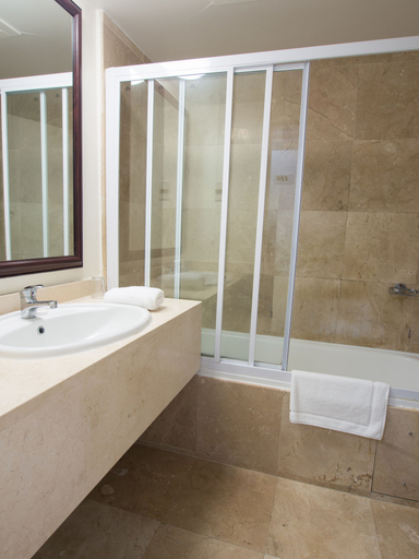 Bathroom 4, The Albany Hotel, eThekwini