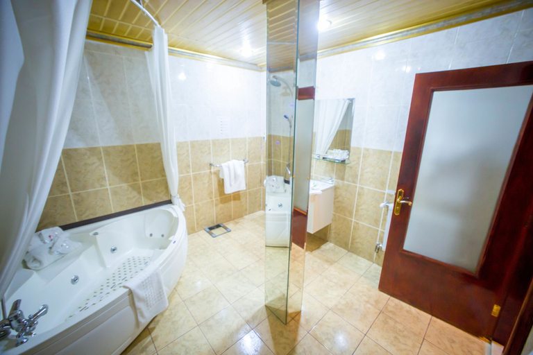 Bathroom 5, Bucharest Comfort Suites, Municipiul Bucuresti
