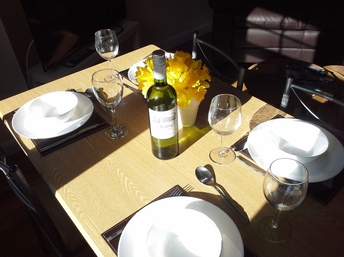 Food & Drinks, Modern Leith apartment, Edinburgh