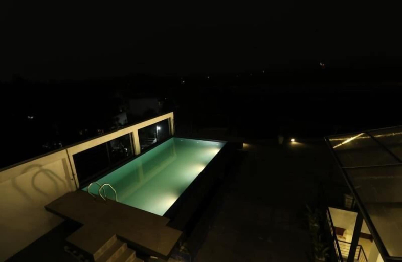 Courtyard 4, Sky 14 Hotel Apartments, Kaduwela