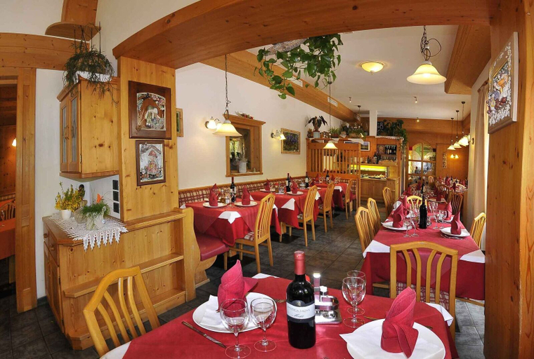 Food & Drinks 3, Albergo Nido Verde, Trento