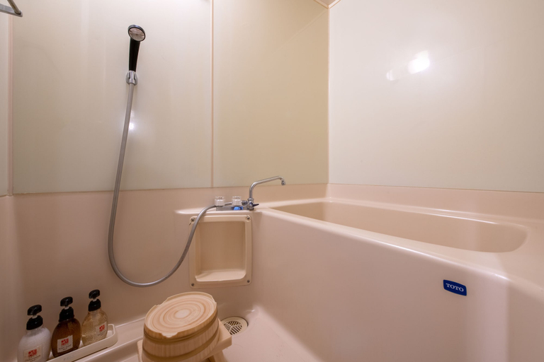 Bathroom 5, Harataki, Aizuwakamatsu
