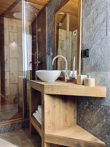 Bathroom 4, Autograph Design, Sankt-Peterburg gorsovet