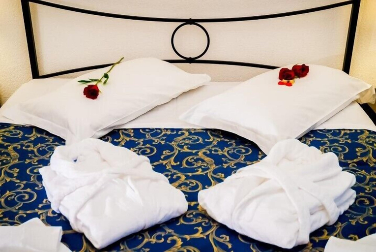 Bedroom 3, Hotel Centrale Trieste, Trieste