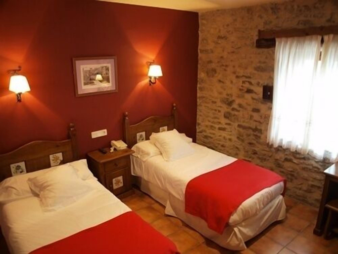 Bedroom 3, Hotel La Vega, Teruel