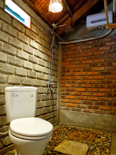 Bathroom 3, Highway 20 Homestay, Bố Trạch