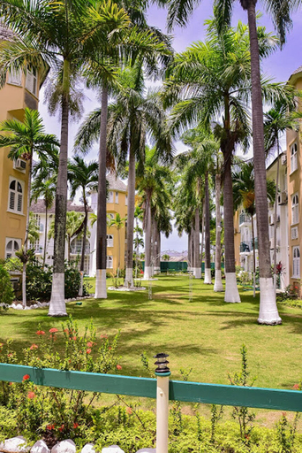 Exterior & Views 2, Sunkissed Suites at Sandcastles