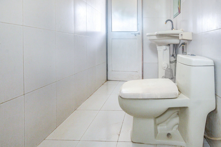 Bathroom 3, GuestHouser 4 BHK Villa 8209, North Goa