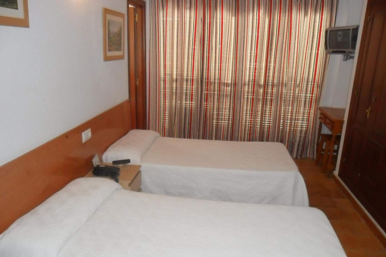 Bedroom 3, Hostal Villa, Cádiz
