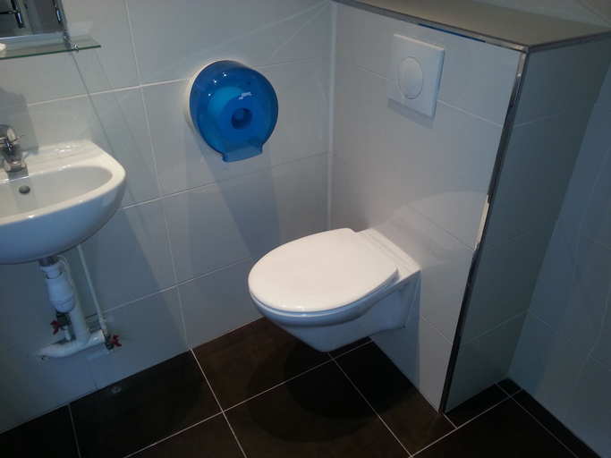 Bathroom 3, Hôtel Trianon Vincennes, Val-de-Marne