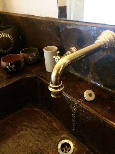 Bathroom, Simba Wa Kale, Malindi