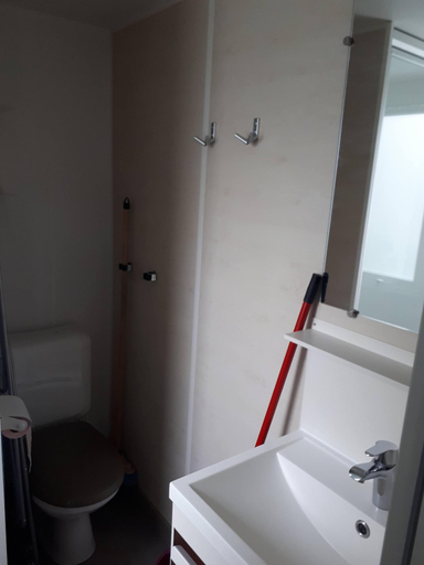 Bathroom 3, Camping Caravaning Des Bondons, Seine-et-Marne