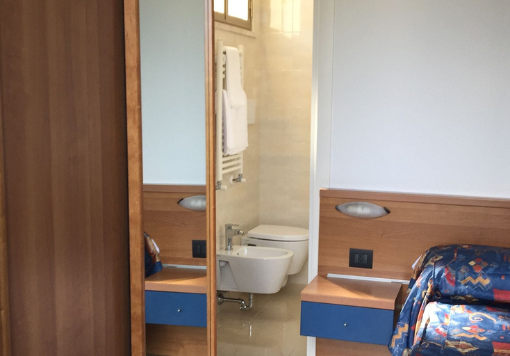 Bathroom 2, Hotel Athena, Pesaro E Urbino