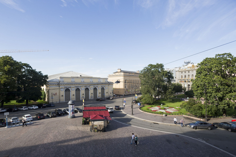 Others 4, Italyanskaya 29, Sankt-Peterburg gorsovet