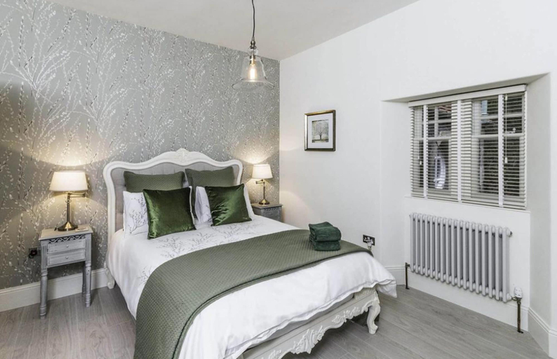 Bedroom 2, Firlands Lodge, Moray