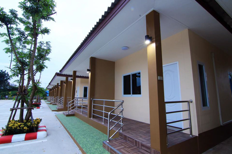 Exterior & Views 2, Khaohom Resort, Pak Phli