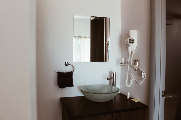 Bathroom 3, Quintas Marlet en la ruta del vino, Ensenada