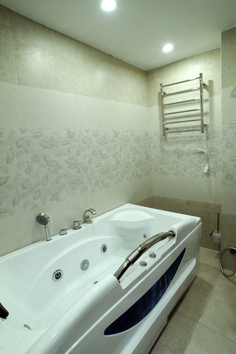 Bathroom 3, Hera Building, Hai Bà Trưng