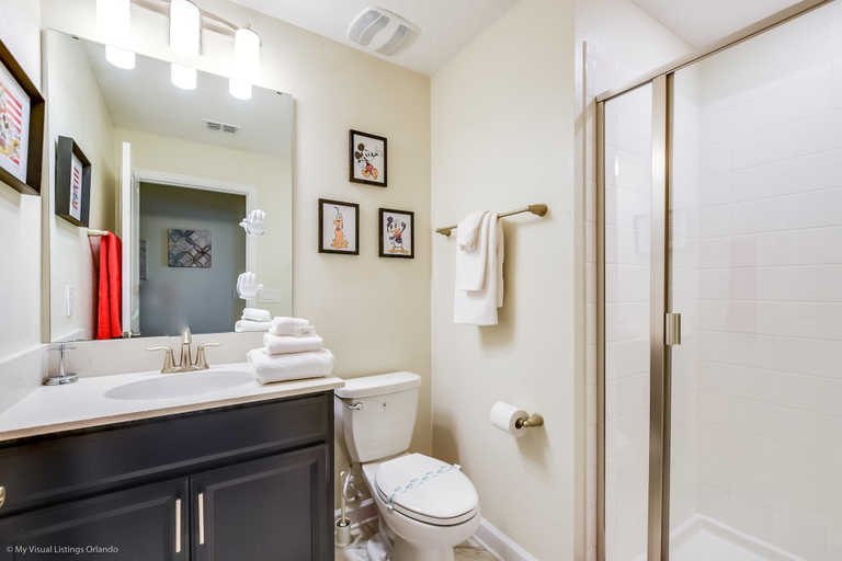 Bathroom 3, 5 Bedroom 4 Bathroom Storey Lake, Osceola