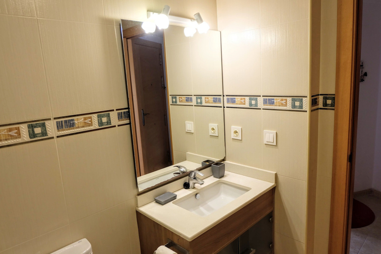 Bathroom 3, Apartment Ilia Costa Brava, Girona