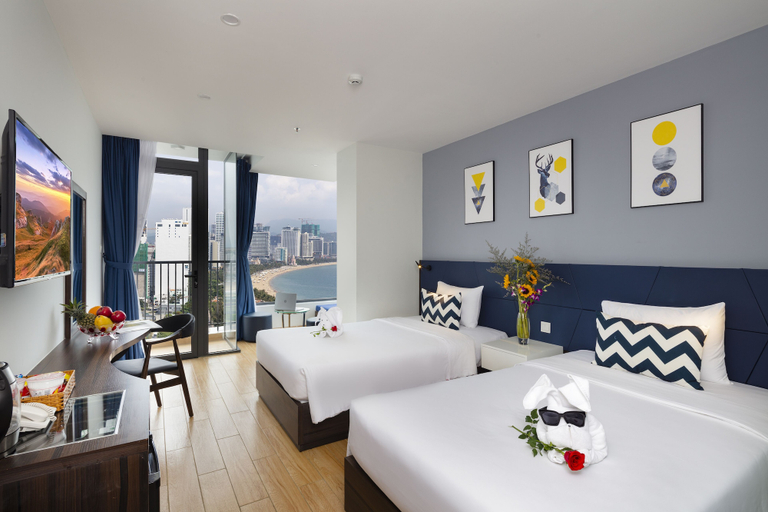 Bedroom 4, Crown Nha Trang Hotel, Nha Trang