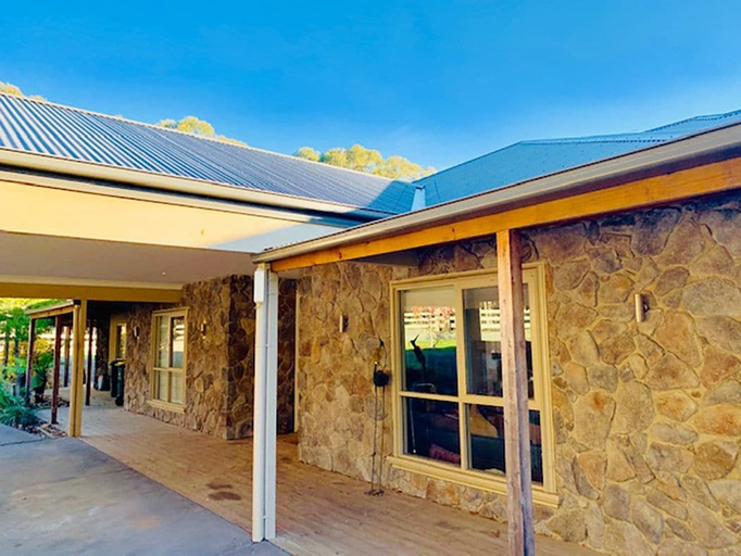 Exterior & Views, Grand Gippsland Home Sleeps Up To 28, Baw Baw - Pt A
