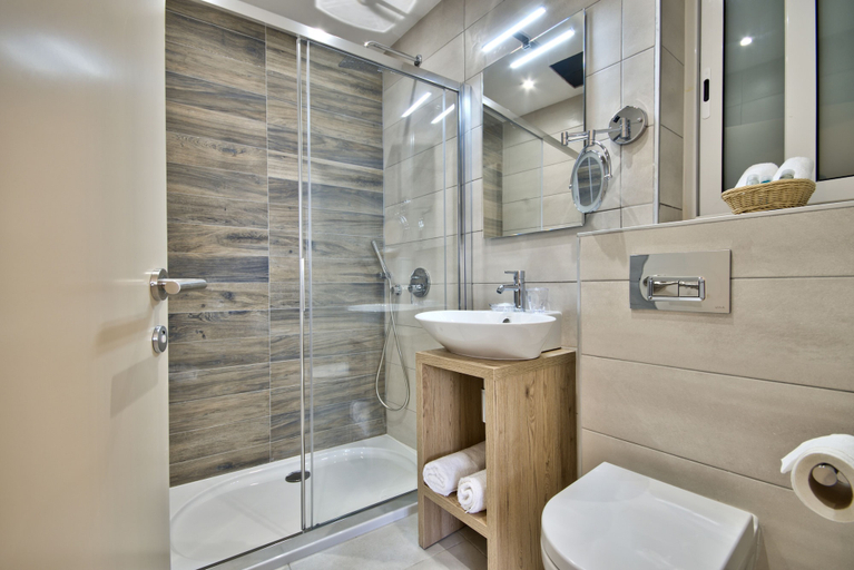 Bathroom 3, The Suites - Piazza Kirkop