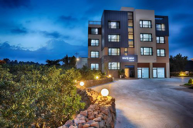 Exterior & Views 1, Better Stay Pension, Seogwipo