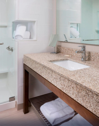 Bathroom 4, Courtyard Bismarck North, Burleigh