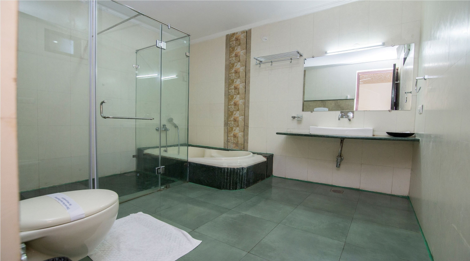 Bathroom 4, Nahargarh Haveli, Jaipur