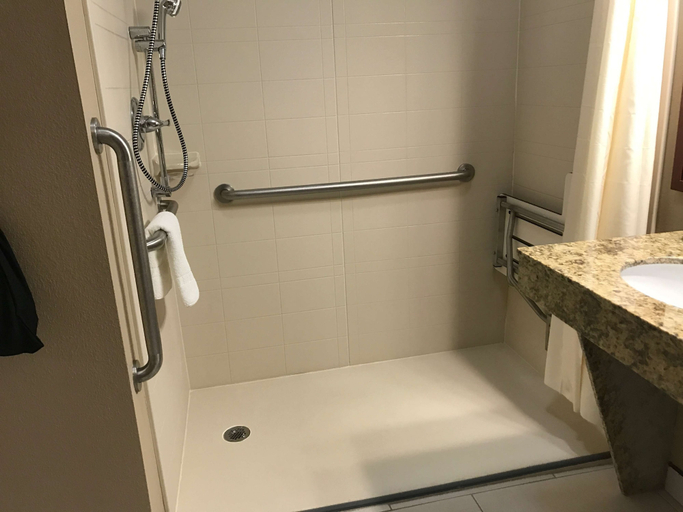 Bathroom 4, Best Western Plus Crawfordsville Hotel, Montgomery