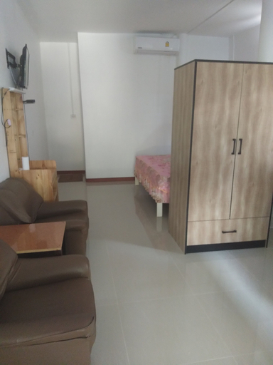 Bedroom 3, Chomlay Restaurant & Room for Rent, Muang Rayong