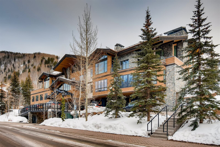 Exterior & Views 2, Ski Club Penthouse, Eagle