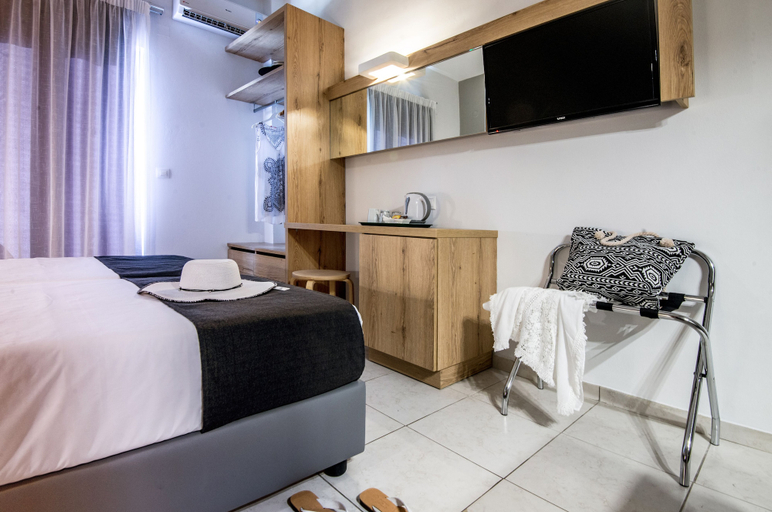 Bedroom 3, Zeus Hotels Neptuno Beach - All Inclusive, Crete
