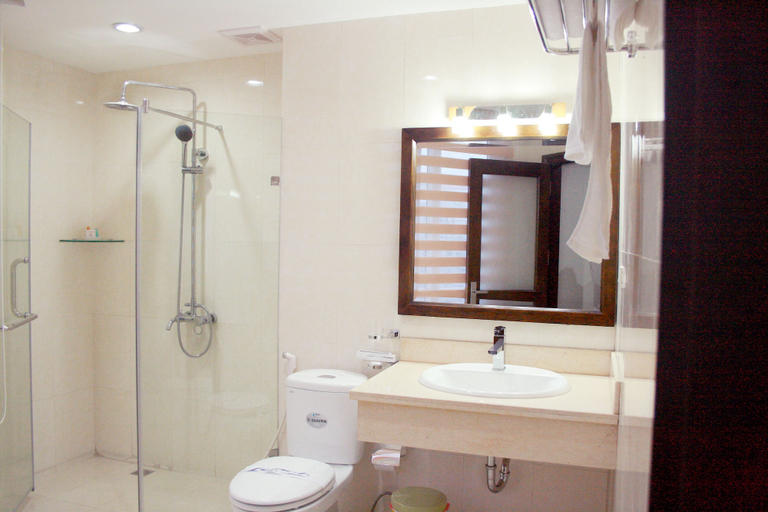 Bathroom 4, Hoang Anh 1 Hotel, Cầu Giấy