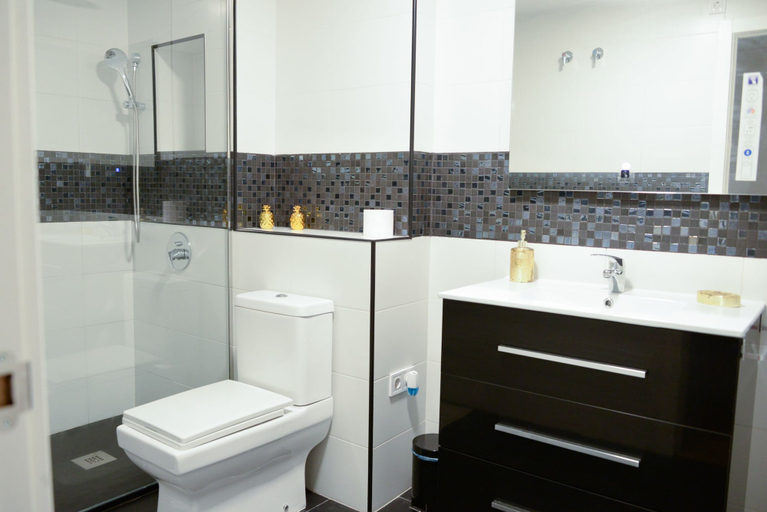 Bathroom 4, Fantástico Piso en Valencia, Valencia