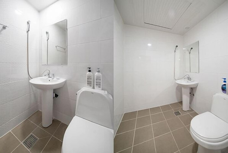 Bathroom 5, Yongin Sun & Moon Peension, Yongin